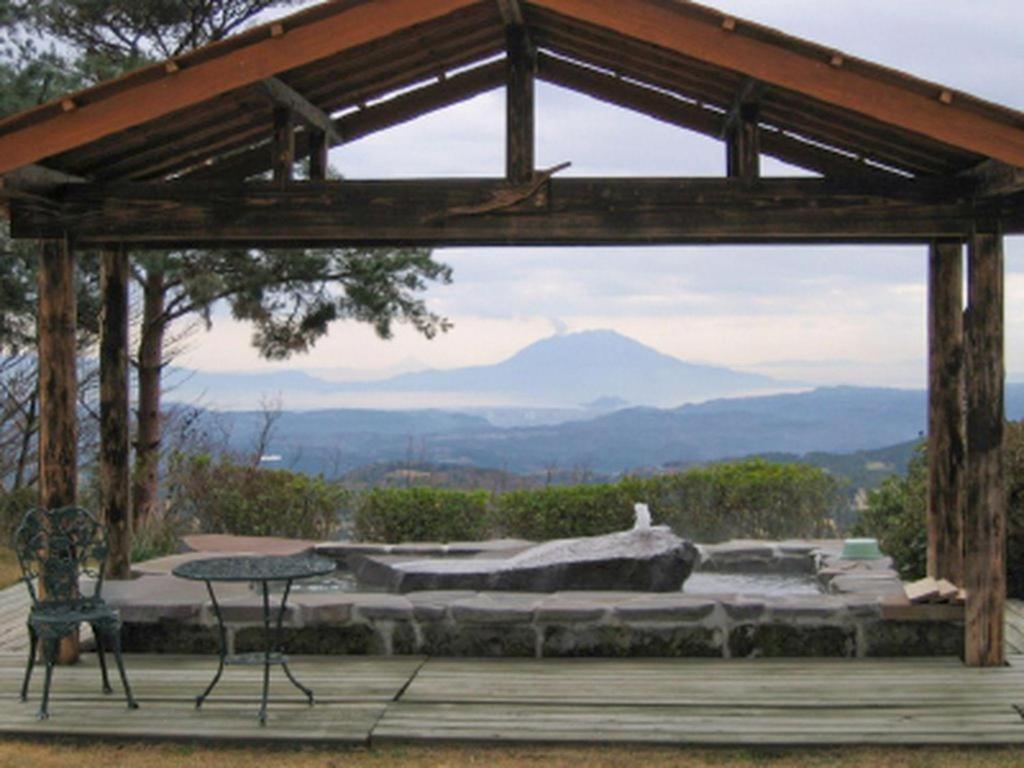 מלון Kirishima Onsen Ryokojin Sanso מראה חיצוני תמונה