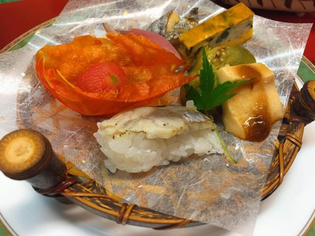 מלון Kirishima Onsen Ryokojin Sanso מראה חיצוני תמונה