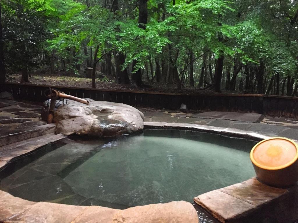 מלון Kirishima Onsen Ryokojin Sanso מראה חיצוני תמונה